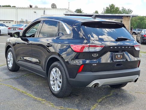 Used 2021 Ford Escape SE FWD image 21