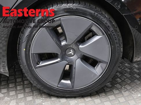 Used 2021 Tesla Model 3 Standard Range Plus image 8