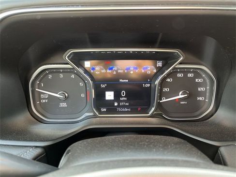 Used 2021 GMC Yukon XL Denali w/ Denali Premium Package image 29