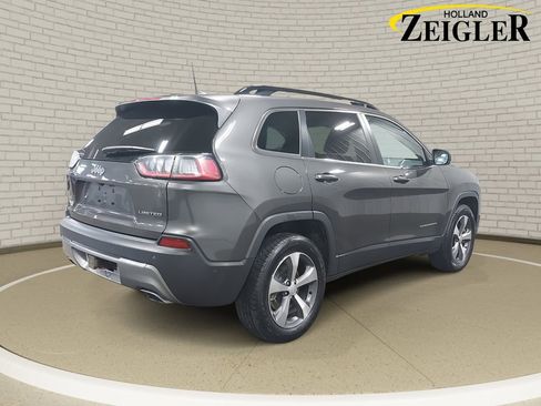 Used 2022 Jeep Cherokee Limited w/ Sun & Sound Group image 5