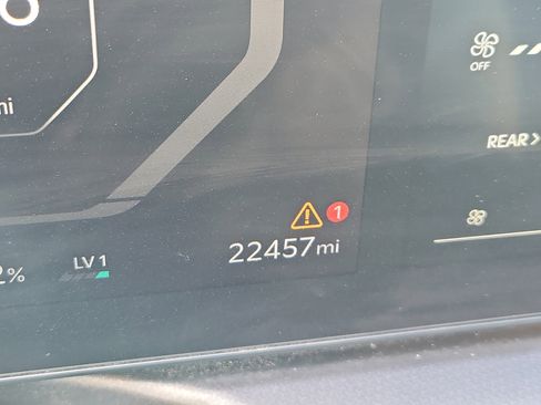 Used 2024 Kia EV9 GT-Line image 24