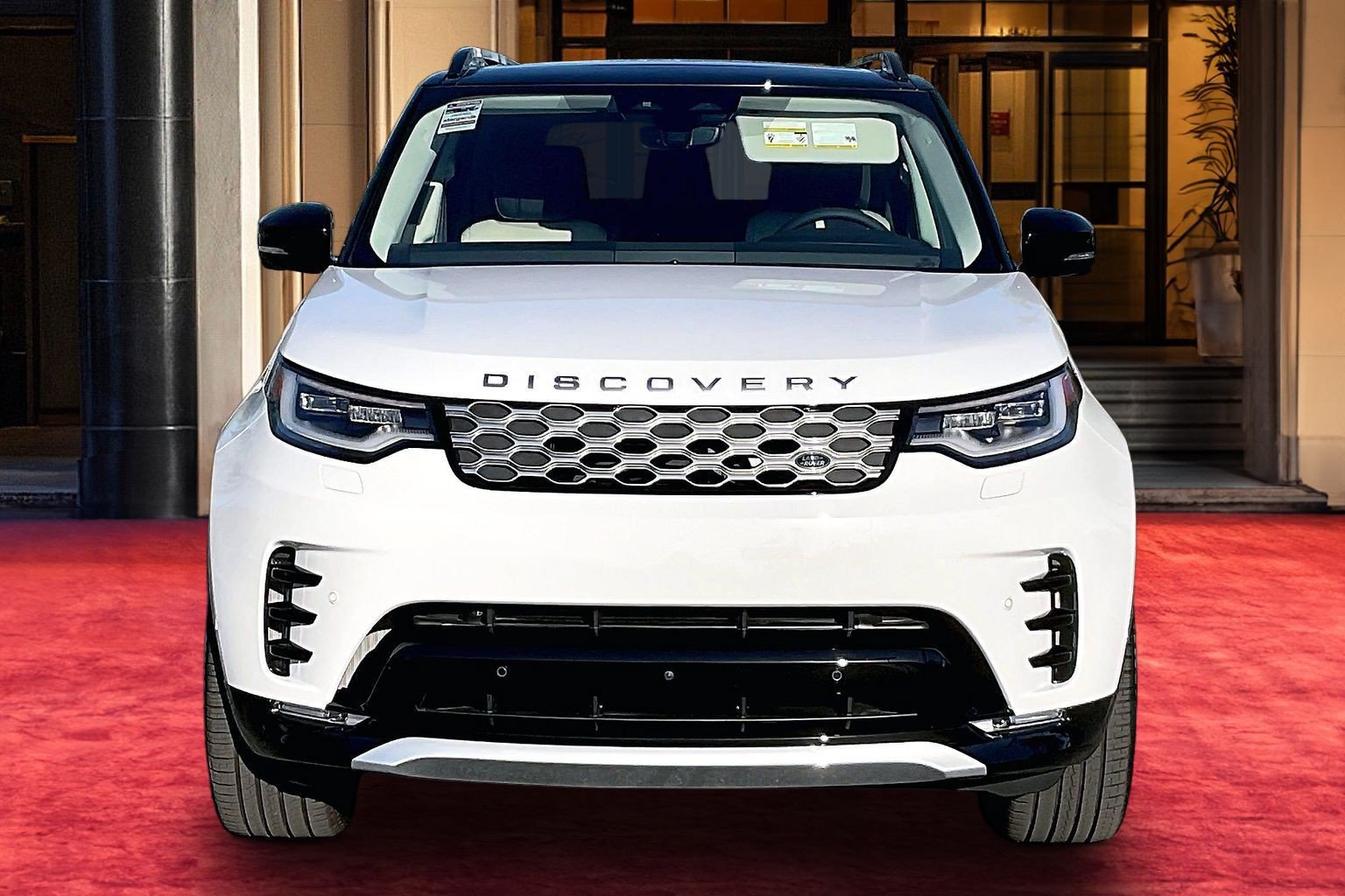 New 2026 Land Rover Discovery Limited Edition AWD/4WD image 3