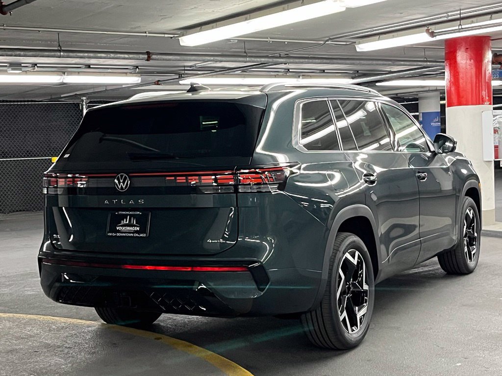 New 2027 Volkswagen Atlas SEL R-Line AWD/4WD image 5