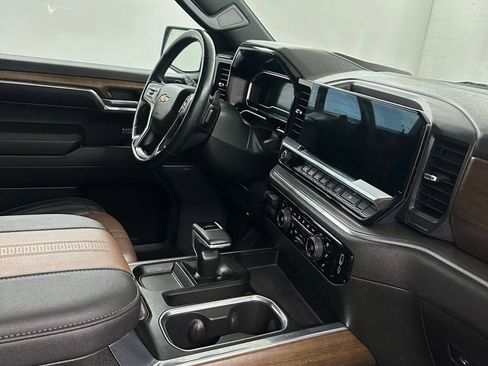 Used 2023 Chevrolet Silverado 1500 High Country w/ High Country Premium Package image 44