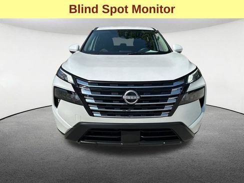 Used 2025 Nissan Rogue SV AWD/4WD image 4