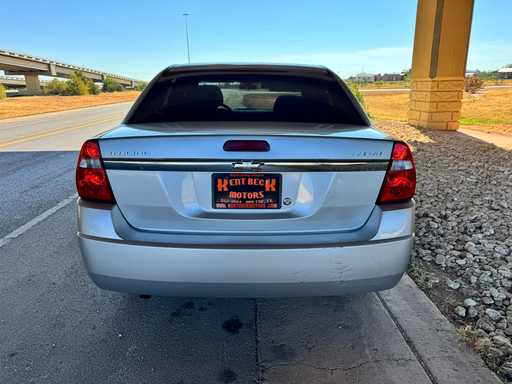 Used 2005 Chevrolet Malibu LS FWD image 4