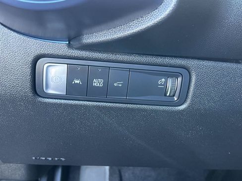 Used 2024 Chevrolet Equinox EV LT FWD image 28