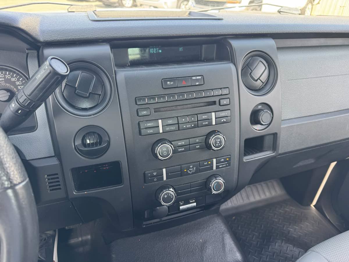 Used 2014 Ford F150 XL w/ Power Equipment Group RWD image 27