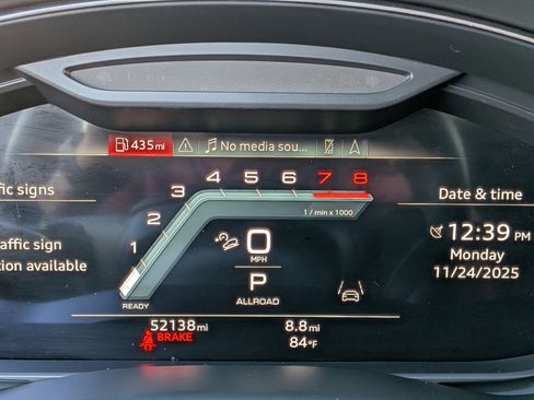 Used 2022 Audi Q8 Prestige w/ Prestige Package image 8