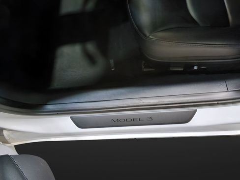 Used 2022 Tesla Model 3 Long Range image 13