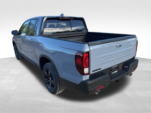 New 2026 Honda Ridgeline Black Edition image 7