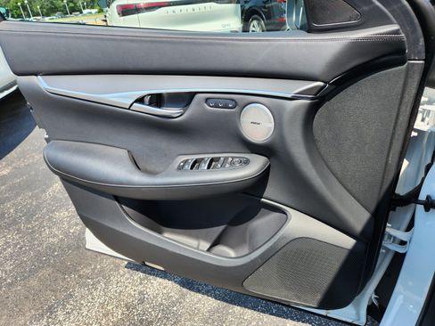Certified 2025 INFINITI QX50 Luxe AWD/4WD image 23