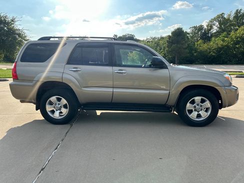 Used 2008 Toyota 4Runner SR5 image 5