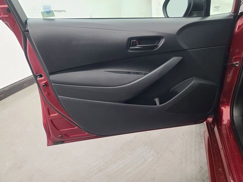 Used 2024 Toyota Corolla LE image 23