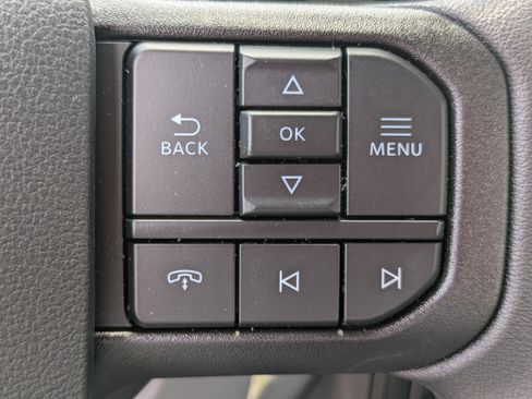 Used 2025 Ford F250 XL w/ 360-Degree Camera Package RWD image 18