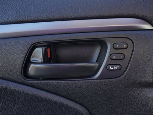 Used 2023 Honda Passport EX-L image 8