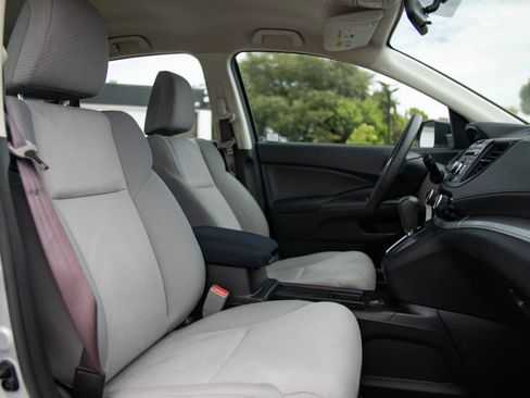 Used 2016 Honda CR-V LX image 17