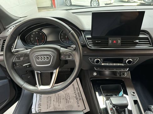 Used 2023 Audi Q5 2.0T Premium w/ Convenience Package AWD/4WD image 17