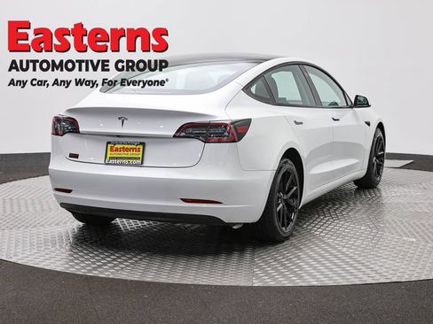 Used 2023 Tesla Model 3 Standard Range RWD image 5