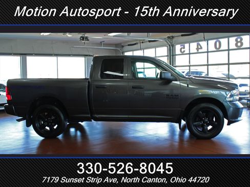 Used 2018 RAM 1500 Express w/ Express Value Package AWD/4WD image 12