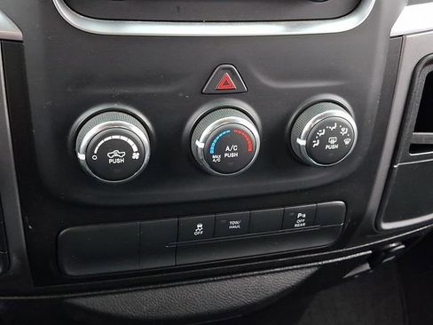 Used 2022 RAM 1500 Classic Warlock AWD/4WD image 16