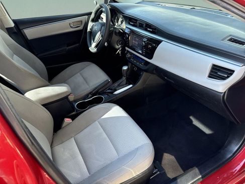 Used 2016 Toyota Corolla LE image 18