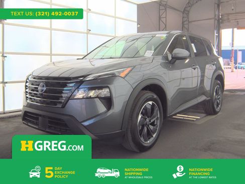 Used 2026 Nissan Rogue SV image 1