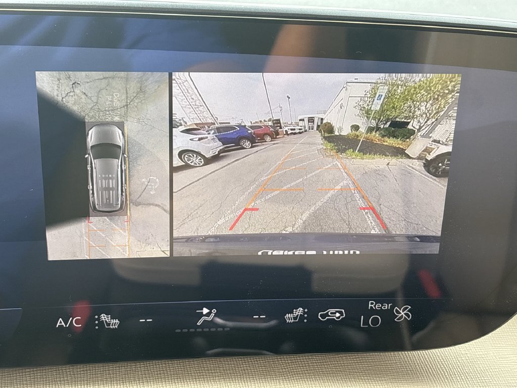 Certified 2025 Buick Enclave Preferred w/ Super Cruise Package FWD image 18