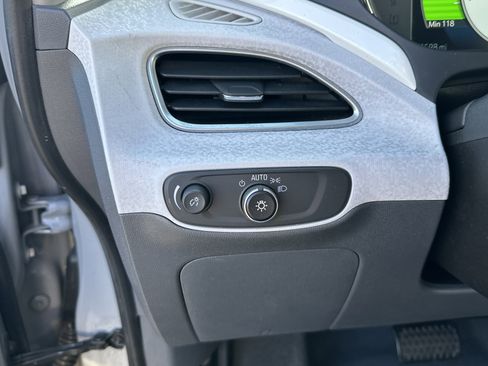 Used 2020 Chevrolet Bolt LT image 14