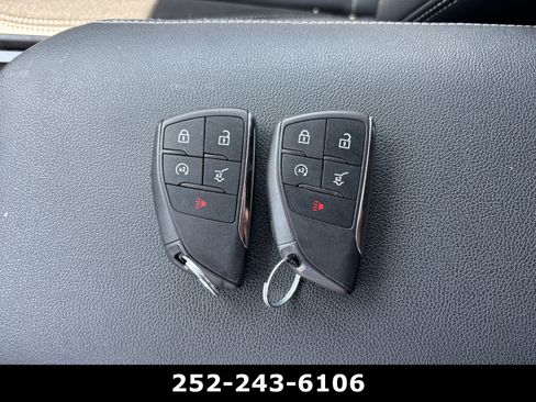 Used 2025 Chevrolet Blazer EV LT AWD/4WD image 13