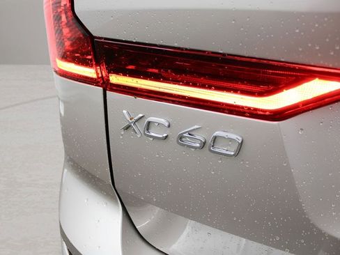 New 2026 Volvo XC60 B5 Core w/ Protection Package Premier image 31