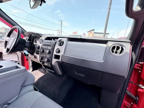 Used 2011 Ford F150 XLT w/ XLT Chrome Pkg image 22