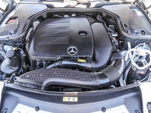 Used 2022 Mercedes-Benz E 350 Sedan image 28