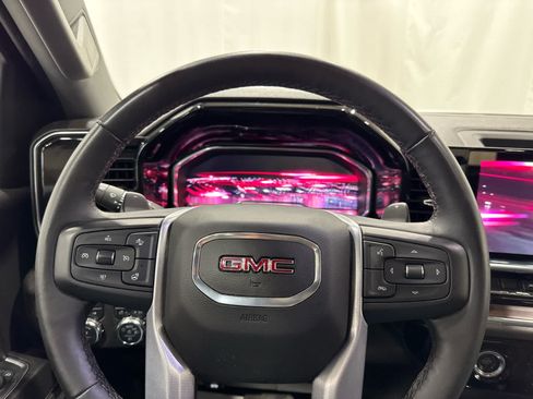 Certified 2024 GMC Sierra 1500 SLT w/ SLT Convenience Package AWD/4WD image 17