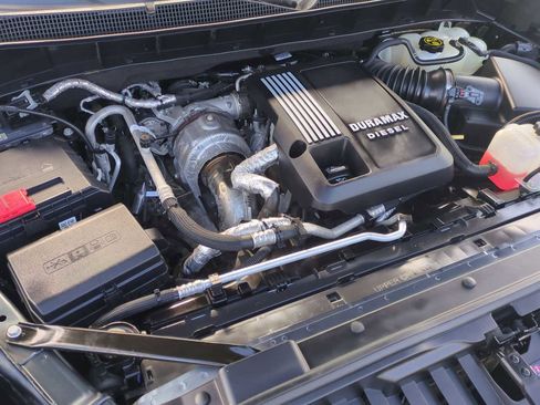 Used 2020 Chevrolet Silverado 1500 RST image 30