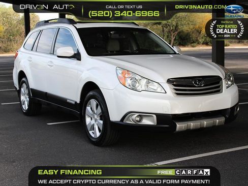 Used 2011 Subaru Outback 2.5i Limited image 1