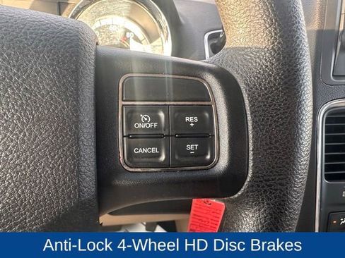 Used 2013 Dodge Grand Caravan SE FWD image 21