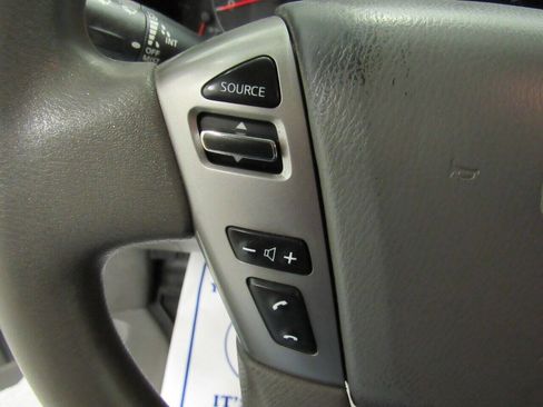 Used 2017 Nissan NV 3500 SV w/ Technology Package image 38