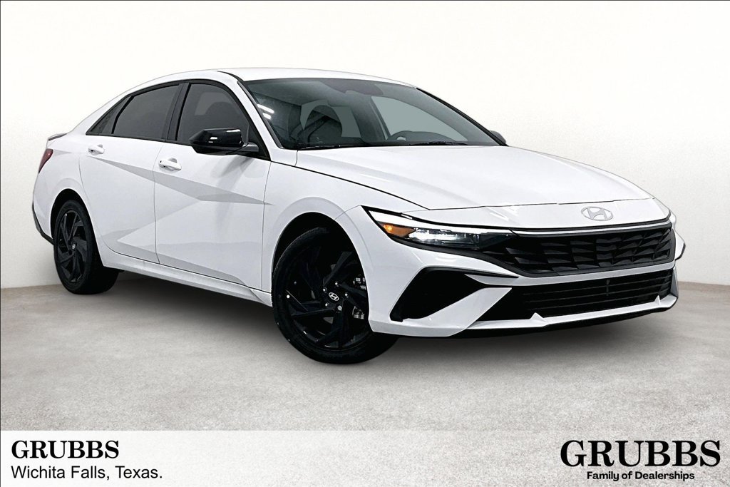 New 2026 Hyundai Elantra SEL FWD image 1
