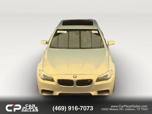Used 2014 BMW M5 RWD image 2