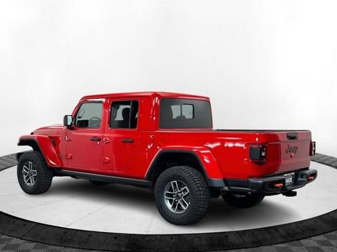 New 2025 Jeep Gladiator Mojave image 3