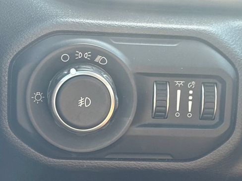 Used 2020 Jeep Wrangler Unlimited Sport AWD/4WD image 11
