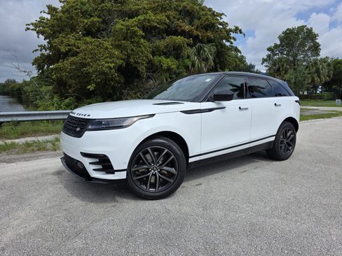 Used 2026 Land Rover Range Rover Velar Belgravia AWD/4WD image 1