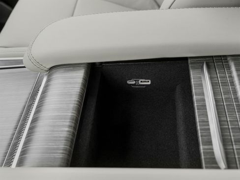 Used 2023 Jeep Wagoneer Series II AWD/4WD image 42