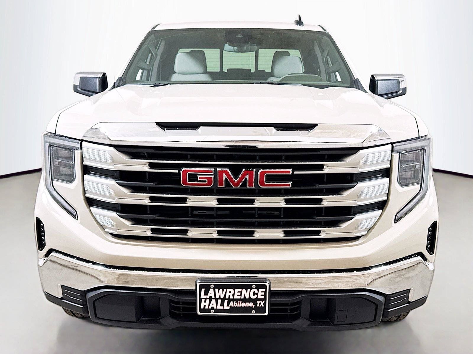 New 2026 GMC Sierra 1500 SLE w/ Preferred Package RWD image 2