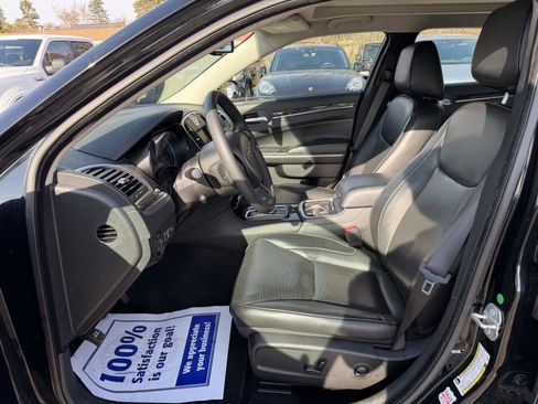 Used 2023 Chrysler 300 Touring L w/ Popular Equipment Group image 9