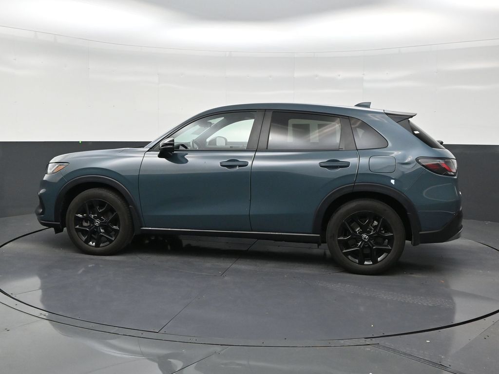 Used 2025 Honda HR-V Sport image 2