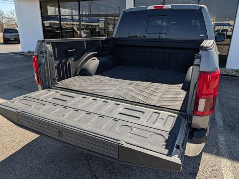 Used 2019 Ford F150 Lariat image 32