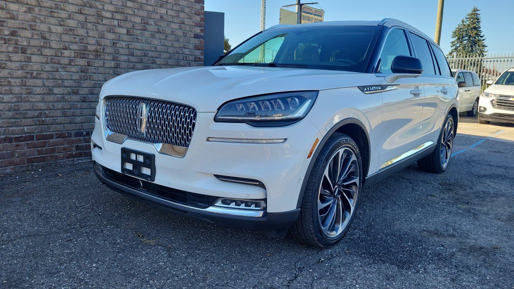 Used 2021 Lincoln Aviator Reserve w/ Equipment Group 201A AWD/4WD image 4