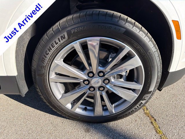 Used 2026 Cadillac XT5 Premium Luxury w/ LPO, Floor Liner Package FWD image 23